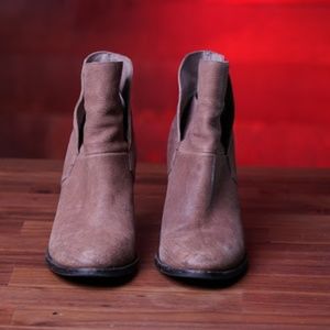 Vince Camuto Womens 7.5 M Ankle Boots Booties Tan